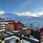 Апартаменти Arttyfal Deluxe *